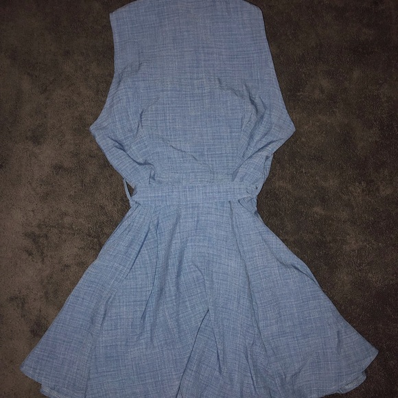 Clothes - Picture 2 of 2